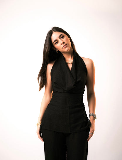 The Drapped set in black