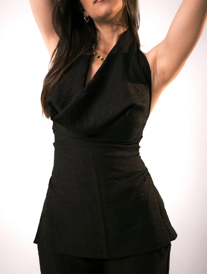 The Drapped set in black