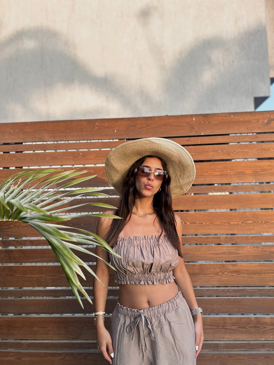 Ruffled set in Mocha